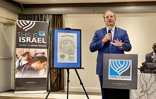 Patronis speaking at event